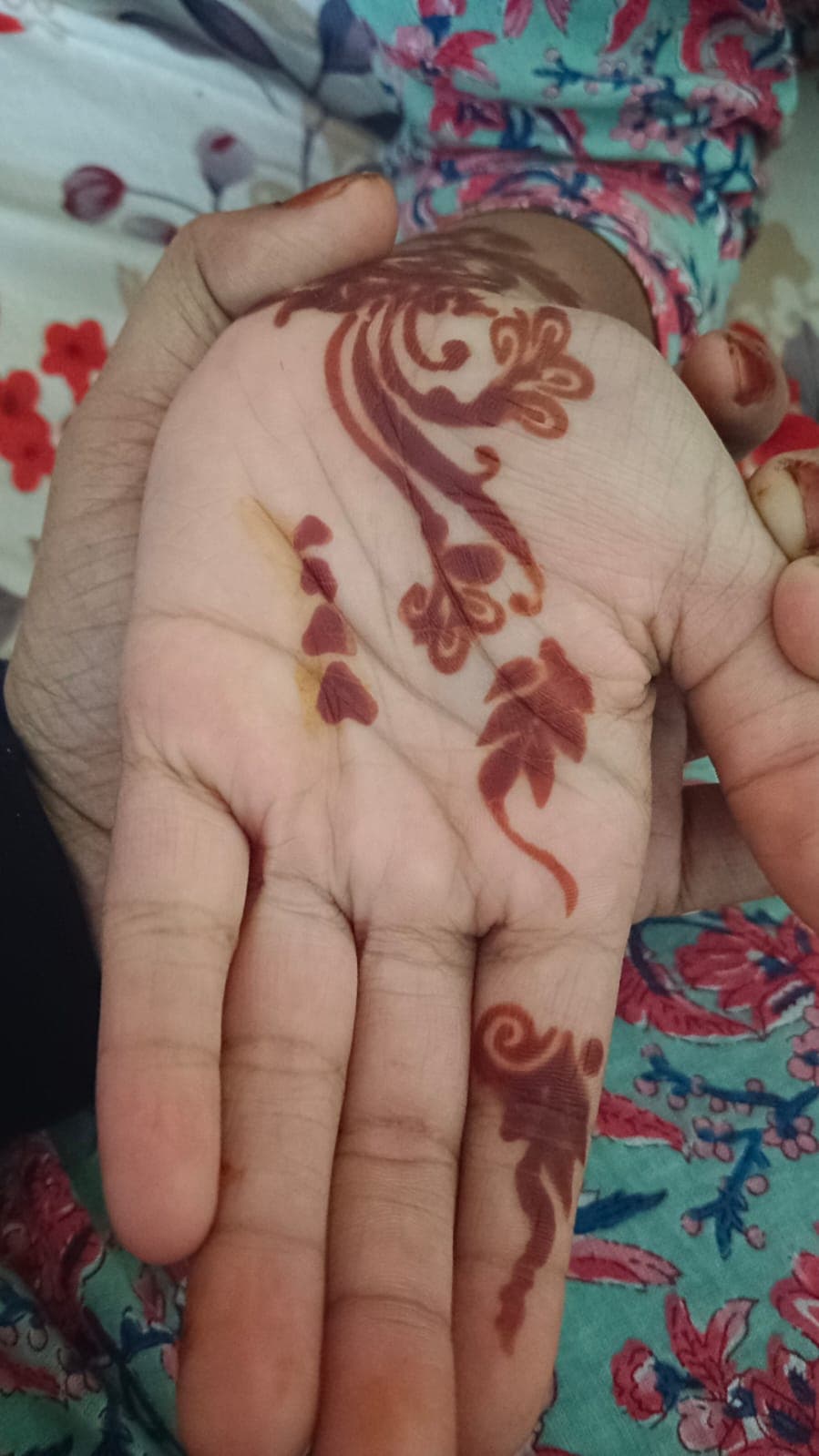 Mehndi result for Amjitha